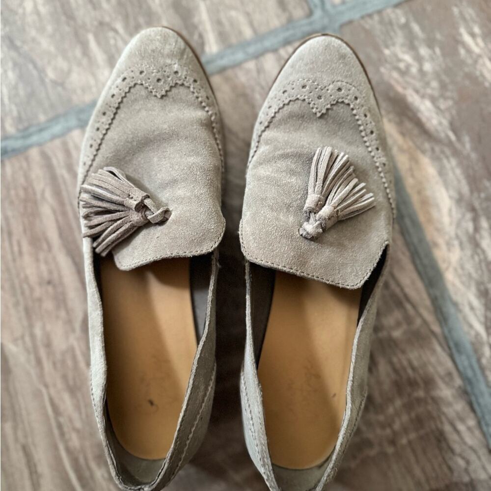 Crown Vintage Carlo Oxford Loafer Women’s Size 6 Taupe Suede Tassel Flats
